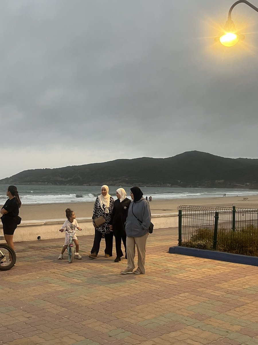 Rogowskawero's tweet photo. Here in Algeciras, which is only an hour away from Ceuta, I’m the only person wearing a beach-appropriate outfit, because other people must wear hijab. Welcome to Spain! 🇪🇸 https://t.co/m4MP3EcXdz