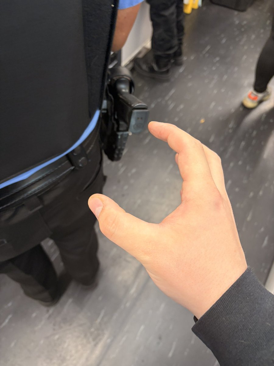 phazmz_ow's tweet photo. God it’s so close https://t.co/EoNn40vlMt