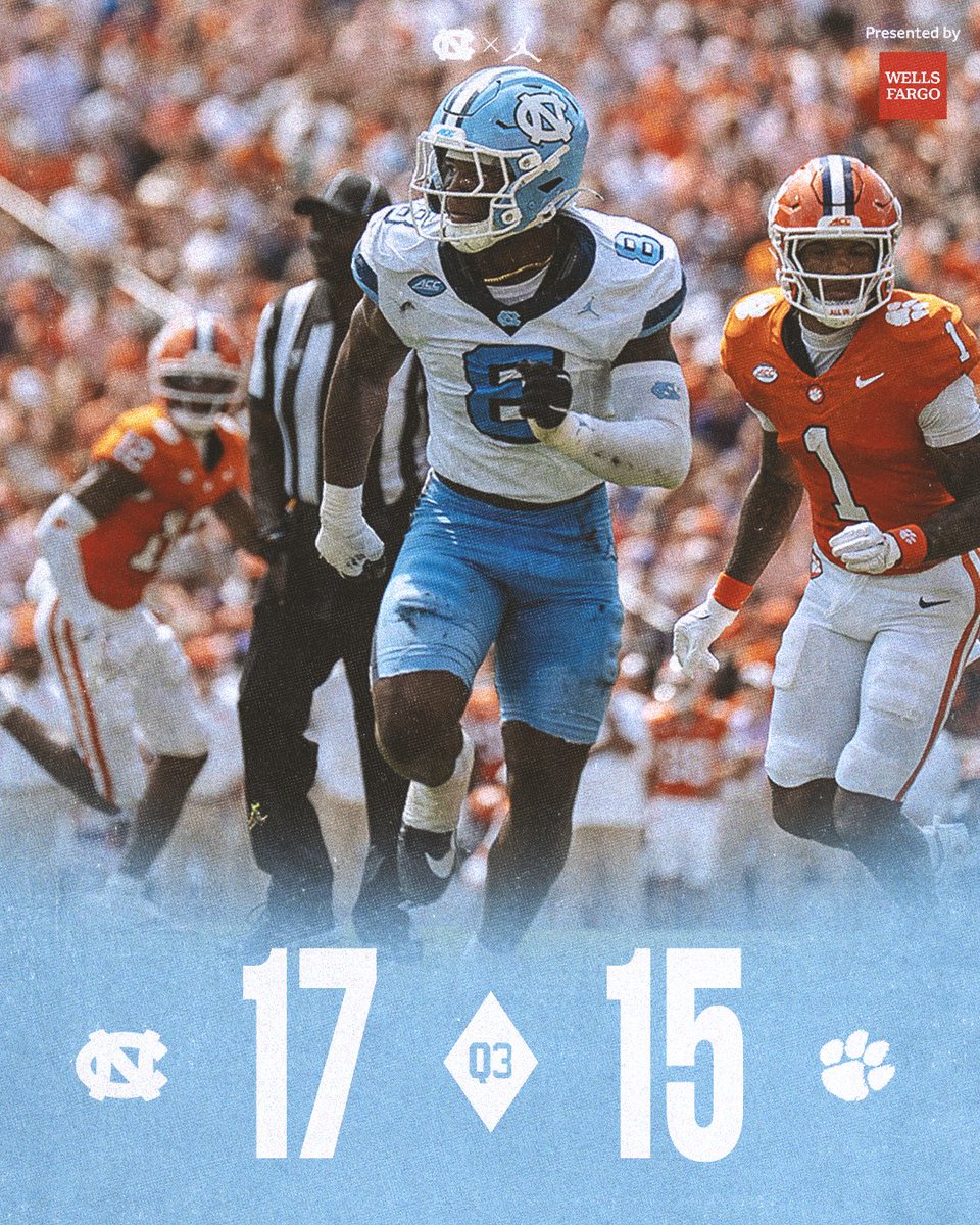 UNCFootball's tweet photo. After three. 

#GoHeels x @WellsFargo https://t.co/60gmKynR6C