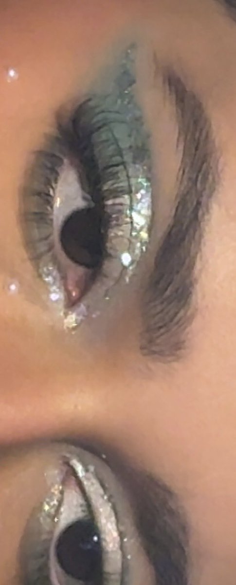 raghadzworld's tweet photo. Mermaid makeup 🧜‍♀️ https://t.co/jyEQTMCsmb