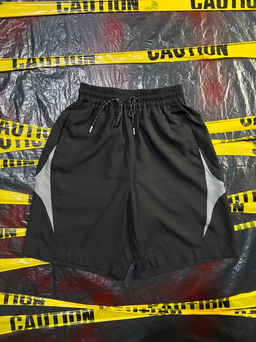 maisonfiveo's tweet photo. Size: Medium (30-32)
Price: Ghc 90 https://t.co/67Zh9qglwu
