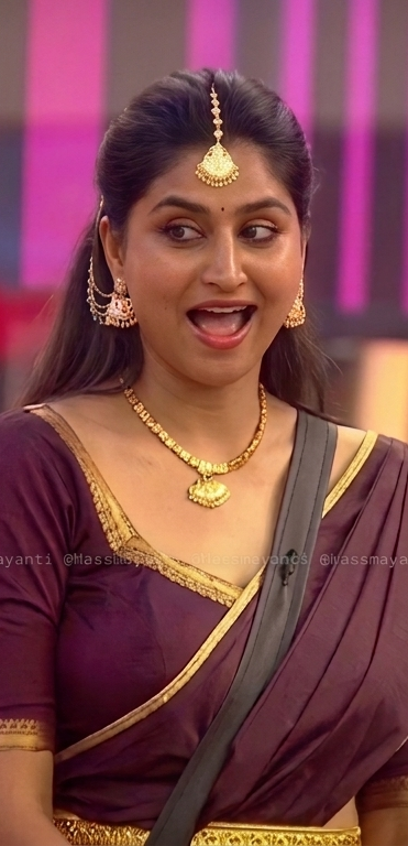 MassMayanti's tweet photo. yuvarani la undi ee getup and aa nagalu veskunte 💌

ee season #biggbosstelugu10 lo one and only andhagatthe Varshini 😘😘 https://t.co/J1LfH3lNiI