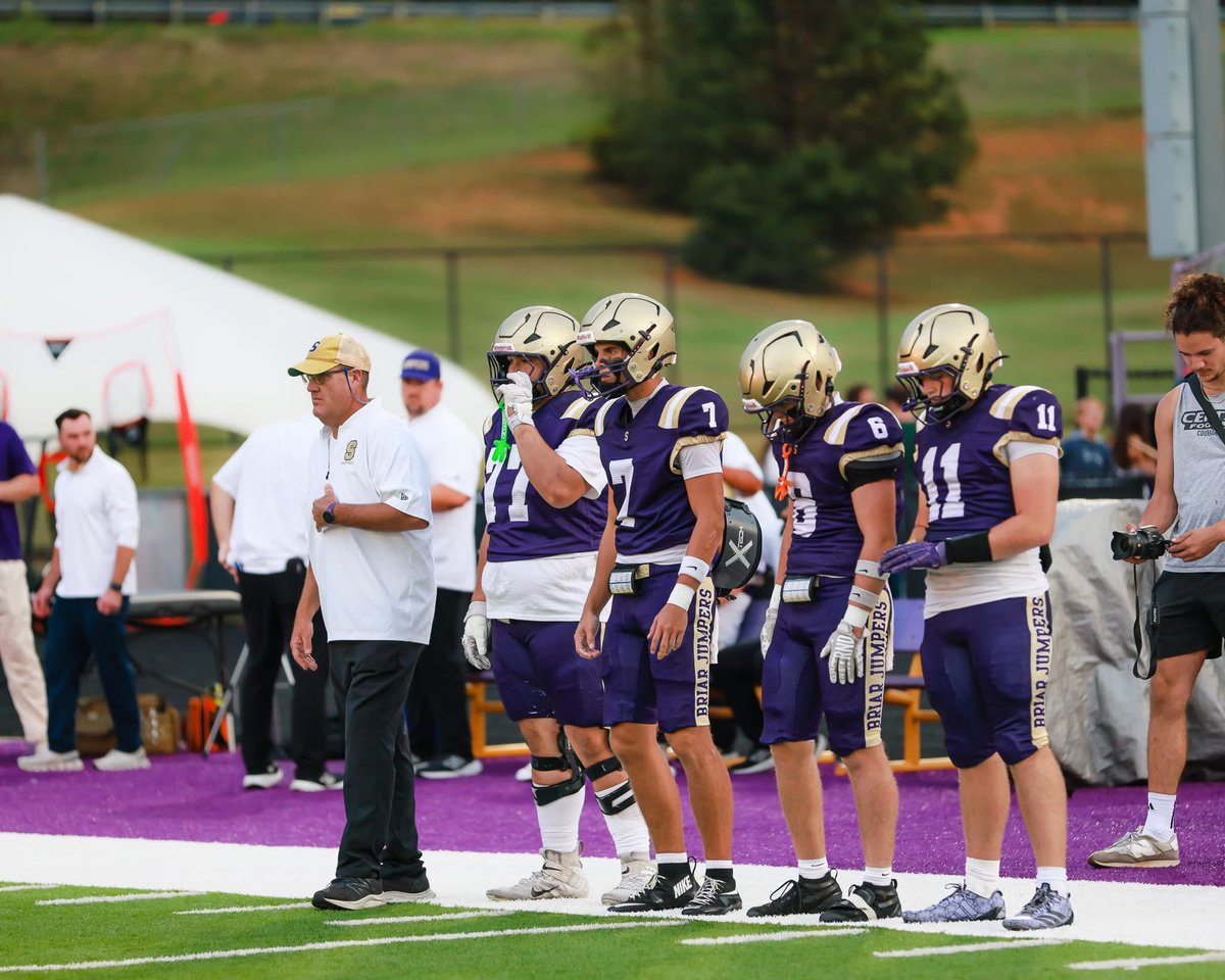 BJNFBALL's tweet photo. A great team win for the Jumpers last night to move to 1-0 in district play!
π 8 different players found the end zone
π 2 defensive/special teams scores
π largest shutout victory since 2010!
#Team120 // #opportUNITY https://t.co/2035rQPtbg