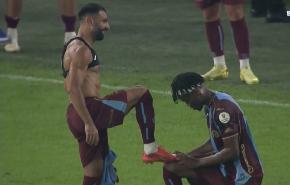 Qatari's tweet photo. للتاريخ يا محمد 👏❤️

هاتريك في شباك غلطة سراي .. وحيداً في صدارة هدافي الدوري التركي🤩 https://t.co/ND7VkrcQpy