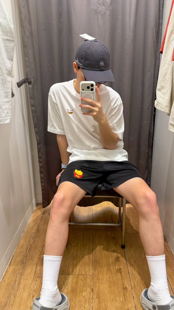 LsletYu's tweet photo. 🫂 https://t.co/dUFjt0bzML
