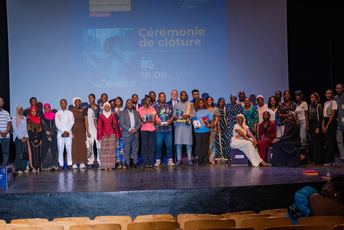 GquiOse's tweet photo. 🎬 Clap de fin pour la 4ᵉ édition de « Filme la Guinéenne qui t'inspire ! »
📸 Revivez en images les temps forts de la cérémonie et découvrez les visages qui ont marqué cette édition.
#GquiOse #kibaro https://t.co/vYGFUbLrY6