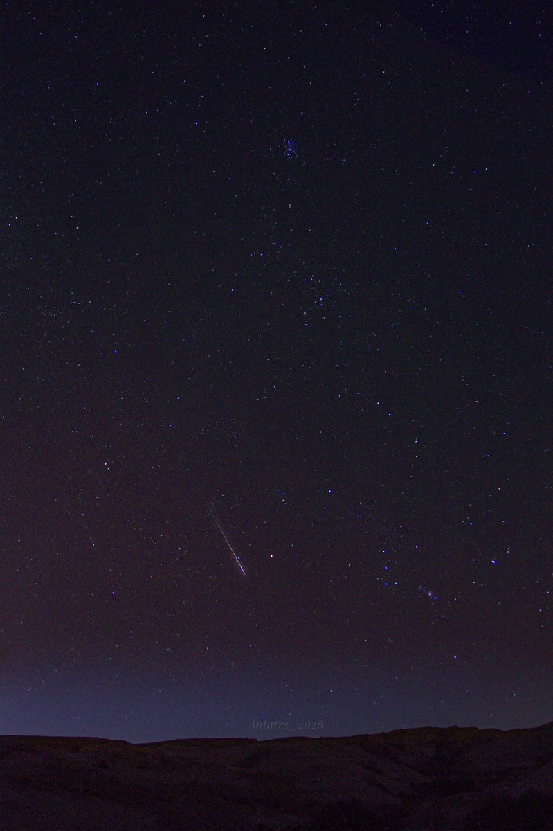 Antares_Neo's tweet photo. 2026 yılı perseidleri çok şükür bir sonraki perseidler gelmeden time line'a ulaşmış bulunmaktadır. Herkese hayırlı uğurlu olsun. 112 ışık yılı uzaktan sağ salim geldiğimize duâ ettik. :) bu arkadaşlar ufak öncüler. Assolistler 1 saat sonra. #perseids #meteor https://t.co/qBplESXB5k