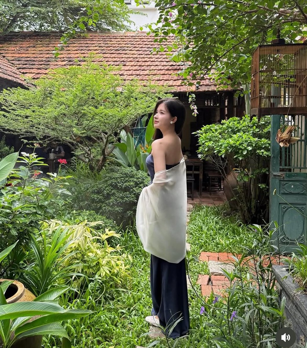TheressaScolnik's tweet photo. Hello, lovely soul 💫 Always keep in mind that every sunrise is proof that you can rise again. 🌟
GexNGws https://t.co/xIDyQSayIm