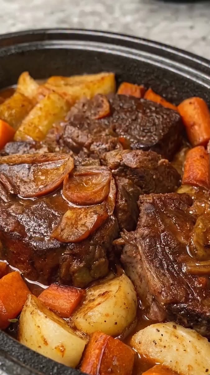 bossbabejass's tweet photo. Pot Roast LOVERS 😍 https://t.co/PLVc7Yjli3