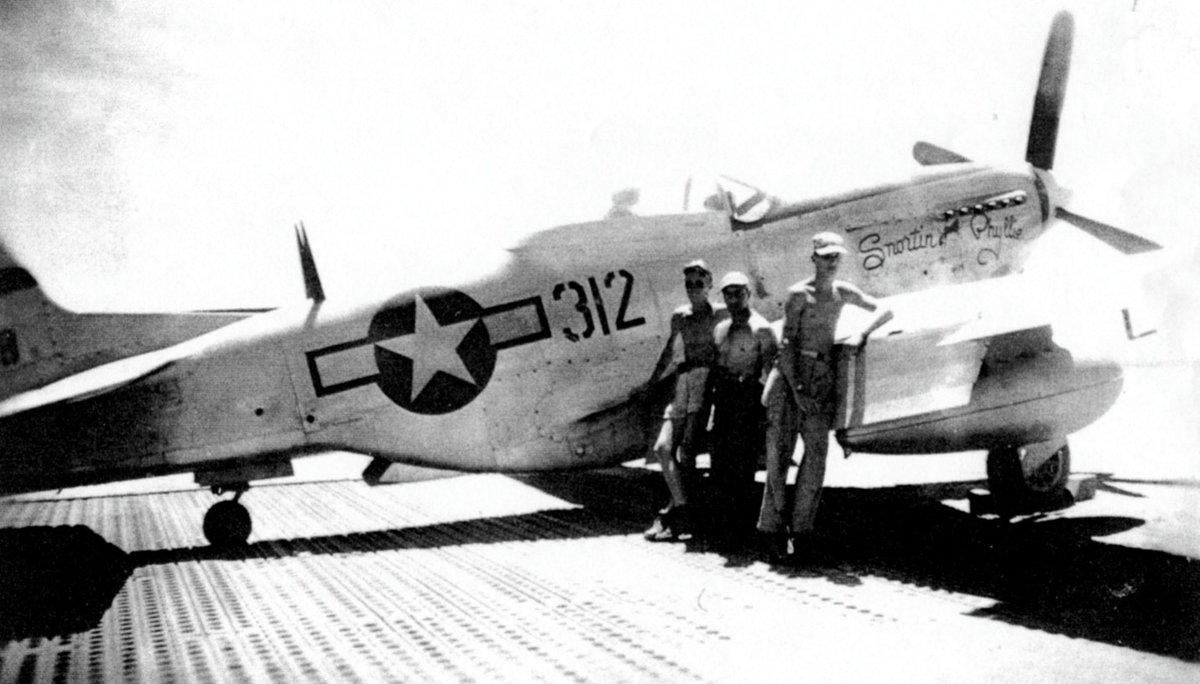 ArmaHobby's tweet photo. 650 miles of ocean. Eight hours in the cockpit. Then you still had to find tiny Iwo Jima.Uncle Dog helped VLR Mustang pilots find their way home.Carl Molesworth explains how it worked — and those distinctive twin antenna masts.
https://t.co/uGDEnOjw9N
#P51Mustang #UncleDog https://t.co/uHiM7yCTHY