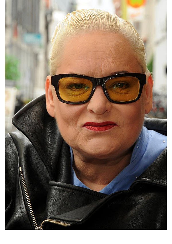 DornerRudi's tweet photo. @MedienfuzziShow Wieso Bärbel Schafer, das ist doch Hella von Sinnen?!? https://t.co/uhoYzARnSw