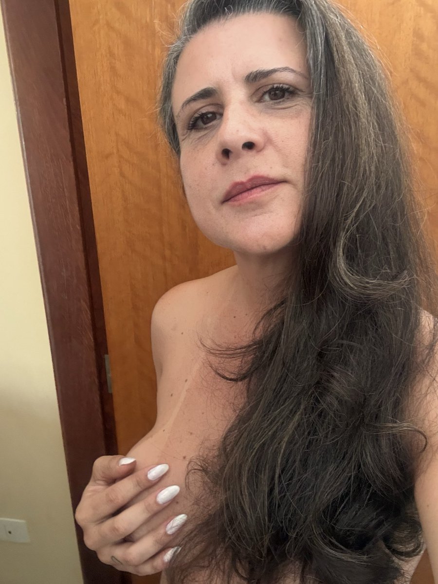 cacaometto's tweet photo. Do nada, ele cresceu #hair #Milf https://t.co/rYUCvfwObU