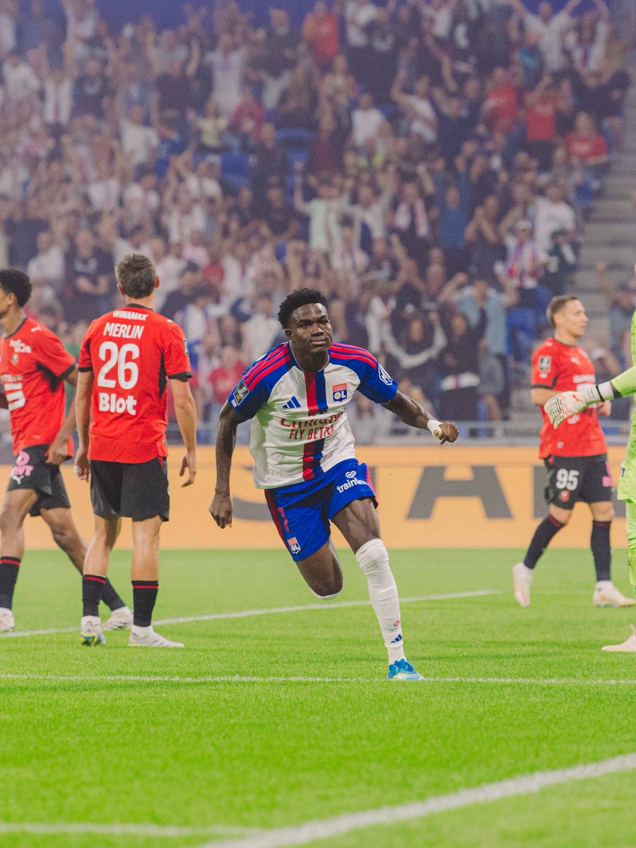OL's tweet photo. Une action de grande classe conclue par Ernest 🤩

1-0 #OLSRFC https://t.co/xrRwkTFKcy