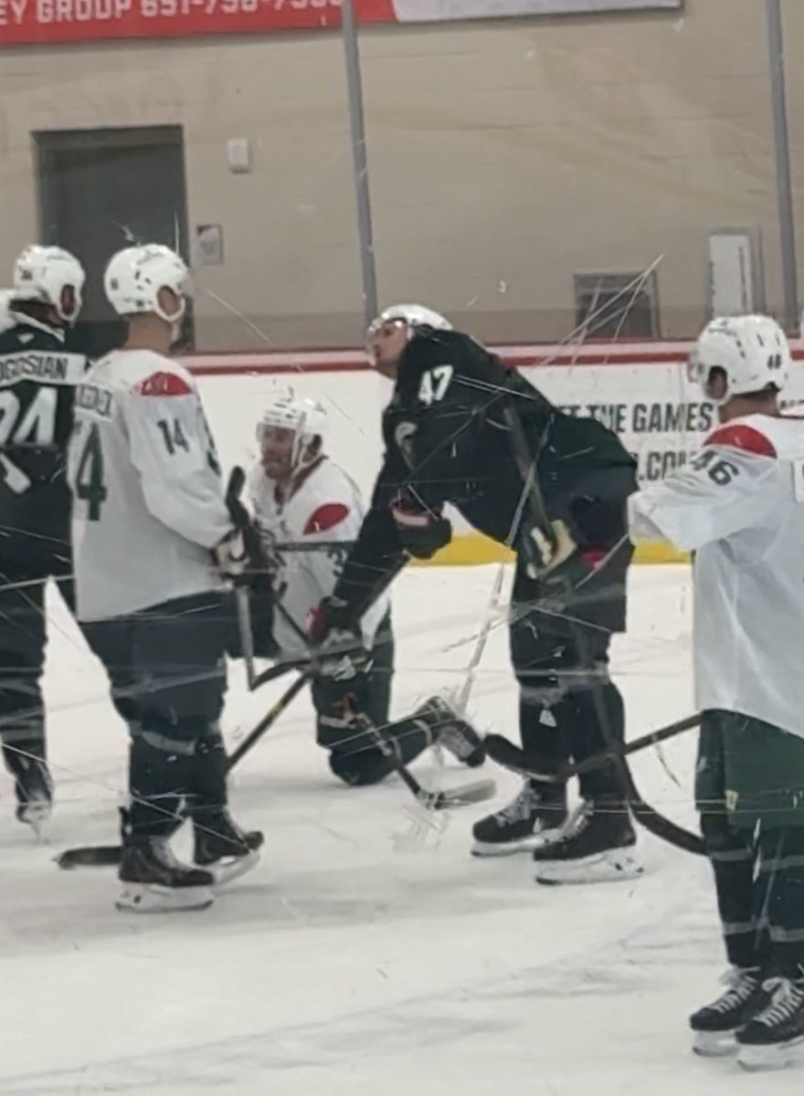 macnmollie's tweet photo. Bro look at my hockey team https://t.co/pSgF1UyWmC