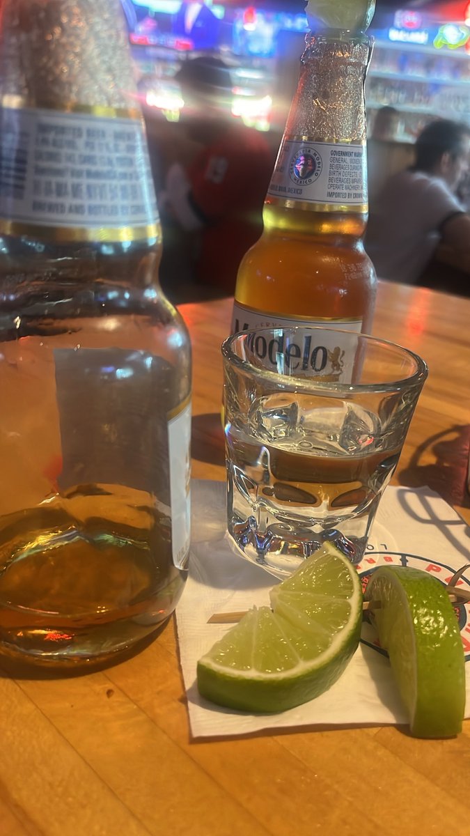 Bruce_LukcasW's tweet photo. @heatdaddy69420 Chinese are callong Gooch, up and down now. For the Bootlegger https://t.co/jkM88WdONc