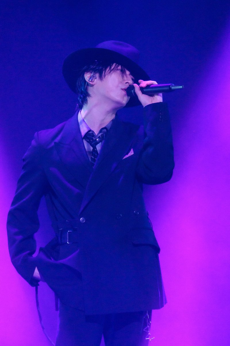 natalie_mu's tweet photo. 【ライブレポート】
亀梨和也、9年ぶりのソロツアーで表現した思い
「濁りのないエンタテインメントを届けたい」

🔽詳細・セトリ・写真5枚
https://t.co/S3zHXB8dsi

#亀梨和也 #FROMHERE https://t.co/wGdJG8pKP4