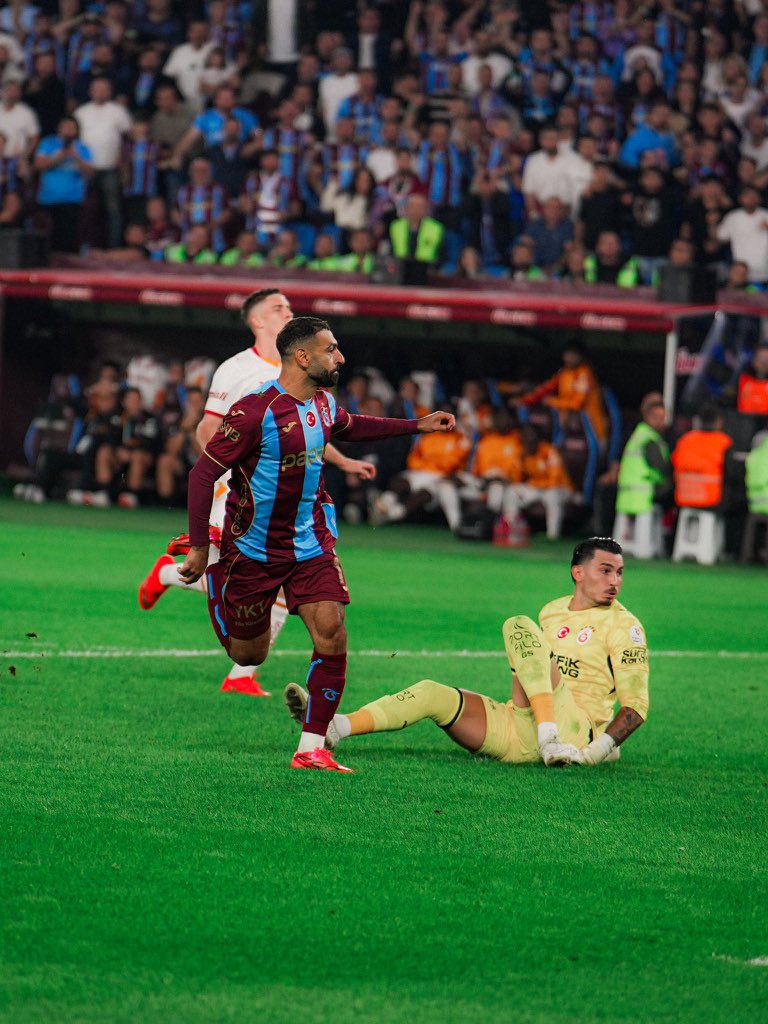 RealityLfc's tweet photo. 🚨Jurgen Klopp reacts to Mo Salah brace against Galatasaray in the Turkish league.

🗣️“Whenever I talk about Mo Salah then there’s something special about it, which I ask myself sometimes how good he is at this age, A first Hat trick for him at Trabzonspor and there’s still more to come on the way, he just arrived this season and look at what he’s already up to in the league.”

“Arguably he’s conquering the whole of the Turkish league this season, a winger that score goals than many strikers, he  always score and assist for the team to get a better result in games, and you don’t doubt him in a game that’s still not finished because he’s got that high level of quality to do anything exciting.”

“I was up and applauding for him after that his third goal, such a brilliant move and a perfect finish. He reminds me more about our days back at Liverpool, giving me the confidence to believe that anything is possible.”

You don’t allow the ball gets to his feet as a defender because he can magically do anything with the ball and put it into the back of the net.”
