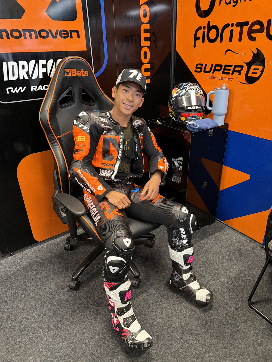torunl's tweet photo. Smiles😊 Good luck in a race💪 https://t.co/jddg3rxnxB