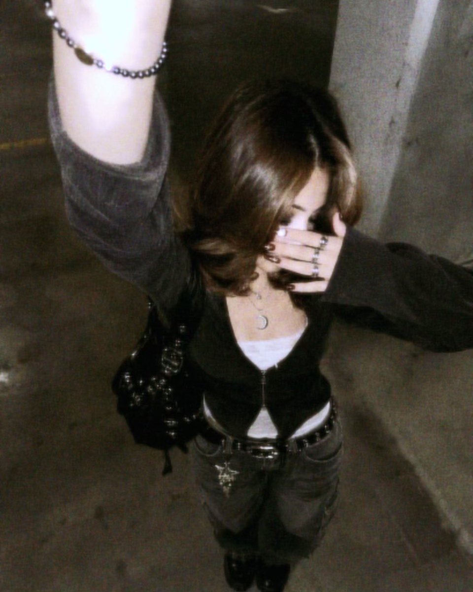 GlamourKiss7's tweet photo. ✩ https://t.co/ToERgfmXpl