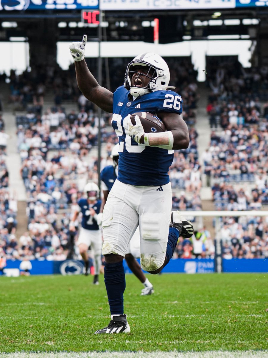 PennStateFball's tweet photo. Big mood 😤 https://t.co/rALdmXHrP4