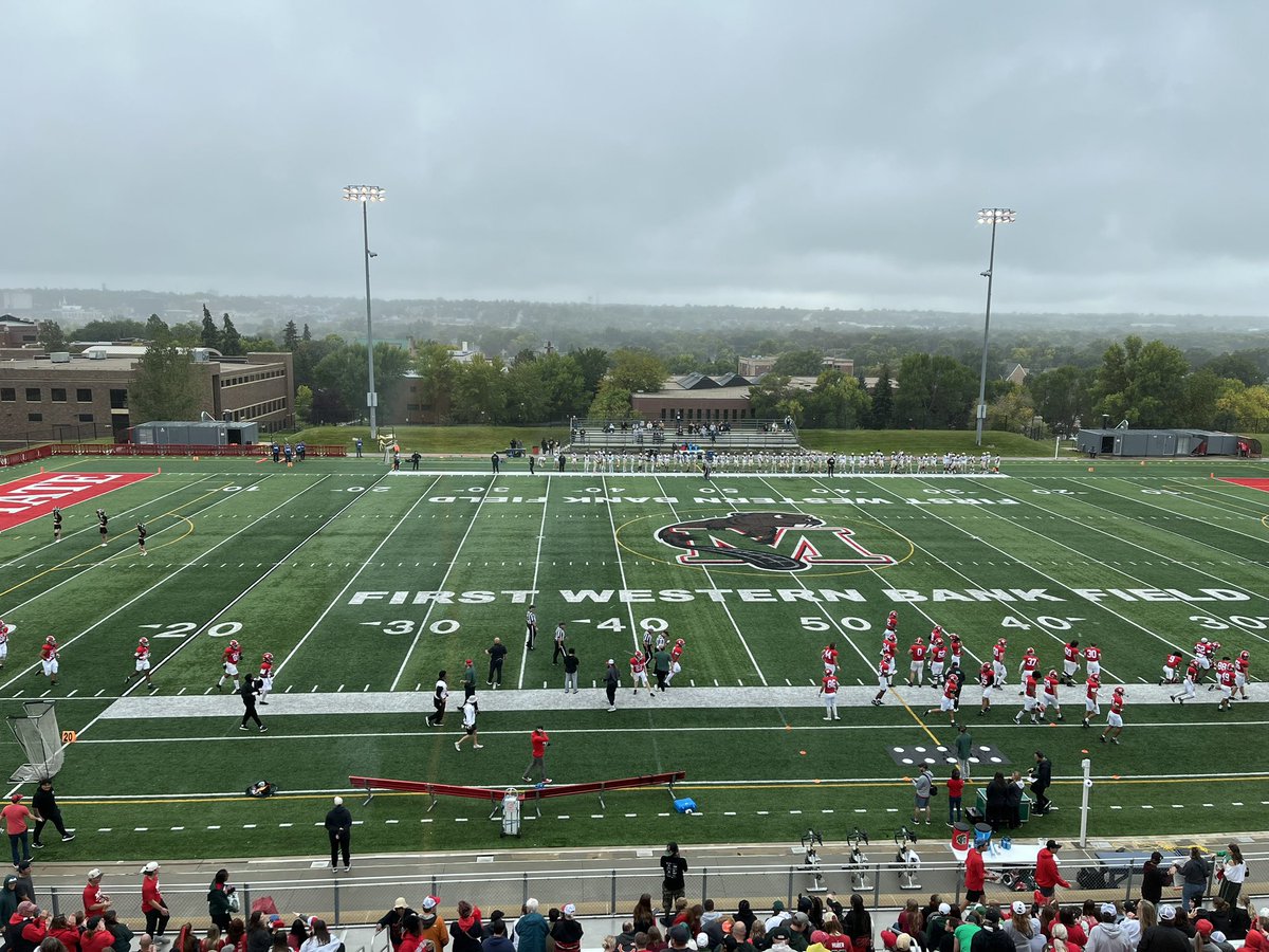 owen_pxp's tweet photo. Behind the mic for @MSUBeaversFB Homecoming game against SMSU

Kickoff at 2.

#NSICFB https://t.co/8hyNoJfbzb