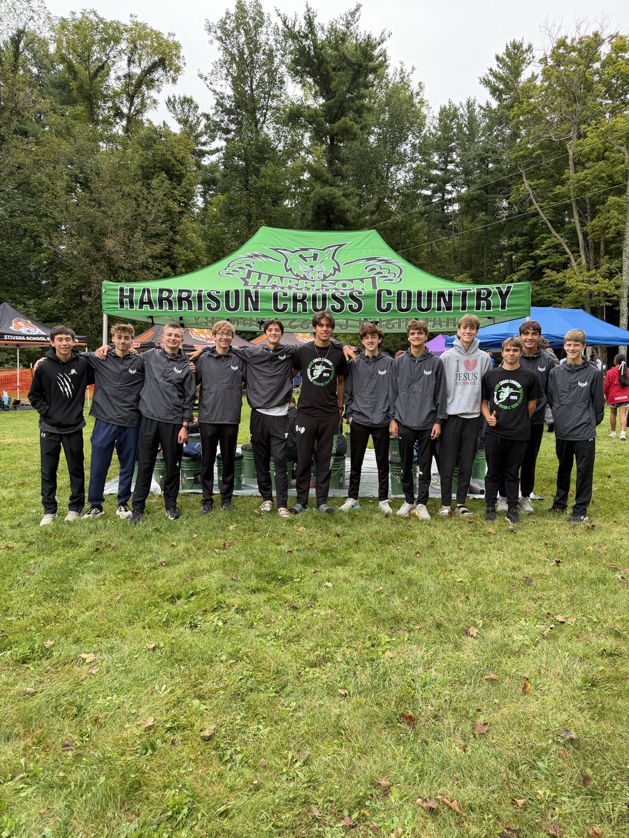 HarrisonHSCC's tweet photo. The boys' team fought hard, placing 6th at the Eaton Invitational!

Top finishers: 
Hayden Rogers 16th place 17:34.4 (PR)
Mason Barnes 18th place 17:35.6
PRs
Luke Cruz 18:58.2
Antonio Lorta 19:28.0
Ryan Shank 22:23.4
Andrew Finley 22:37.1
Gage Krise 23:27.7
#ThinkBig https://t.co/Yf7piQ79yT