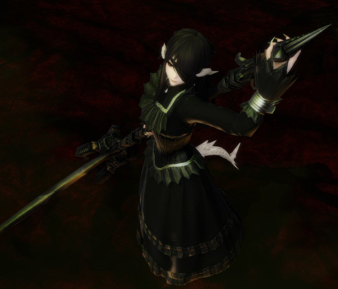 hachiwareiii's tweet photo. something something a girl just needs a big scythe https://t.co/sfYnLdV57M