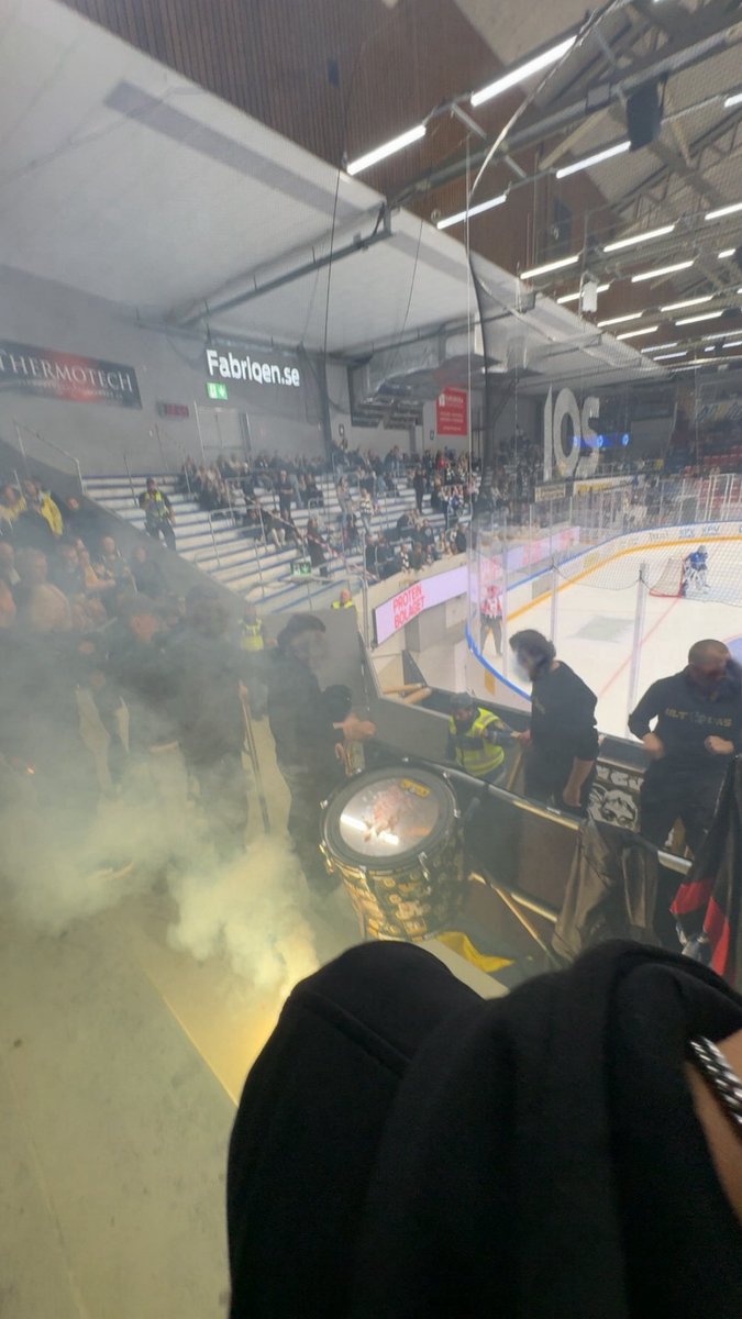 1913vst's tweet photo. På återseende!🙈 https://t.co/S6ZuT6QtD9
