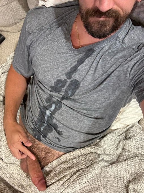 muskyripeguy's tweet photo. The first Bro Nut of the day always feel SO fucking GOOD!!! 🤠💪🫧 https://t.co/ZszvcQeHX3