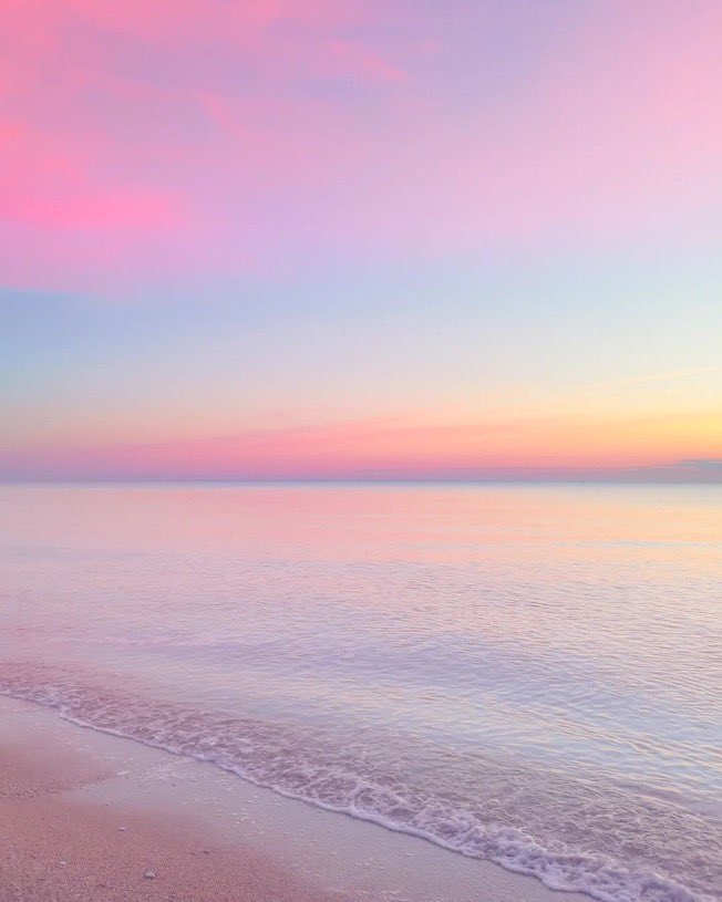 viewsoff's tweet photo. Ocean Sunset https://t.co/zeNOZPSamU