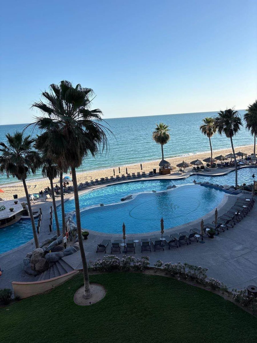 RPrealtor2024's tweet photo. This beautiful 1-bedroom condo at Sonoran Sea Resort is the perfect opportunity for those looking for a vacation getaway, coastal home, or income-producing property.$219,900 USD #SonoranSea #SonoranSeaResort #PuertoPeñasco #RockyPoint #RockyPointRealEstate #realtors https://t.co/rLi4J0ZT3C