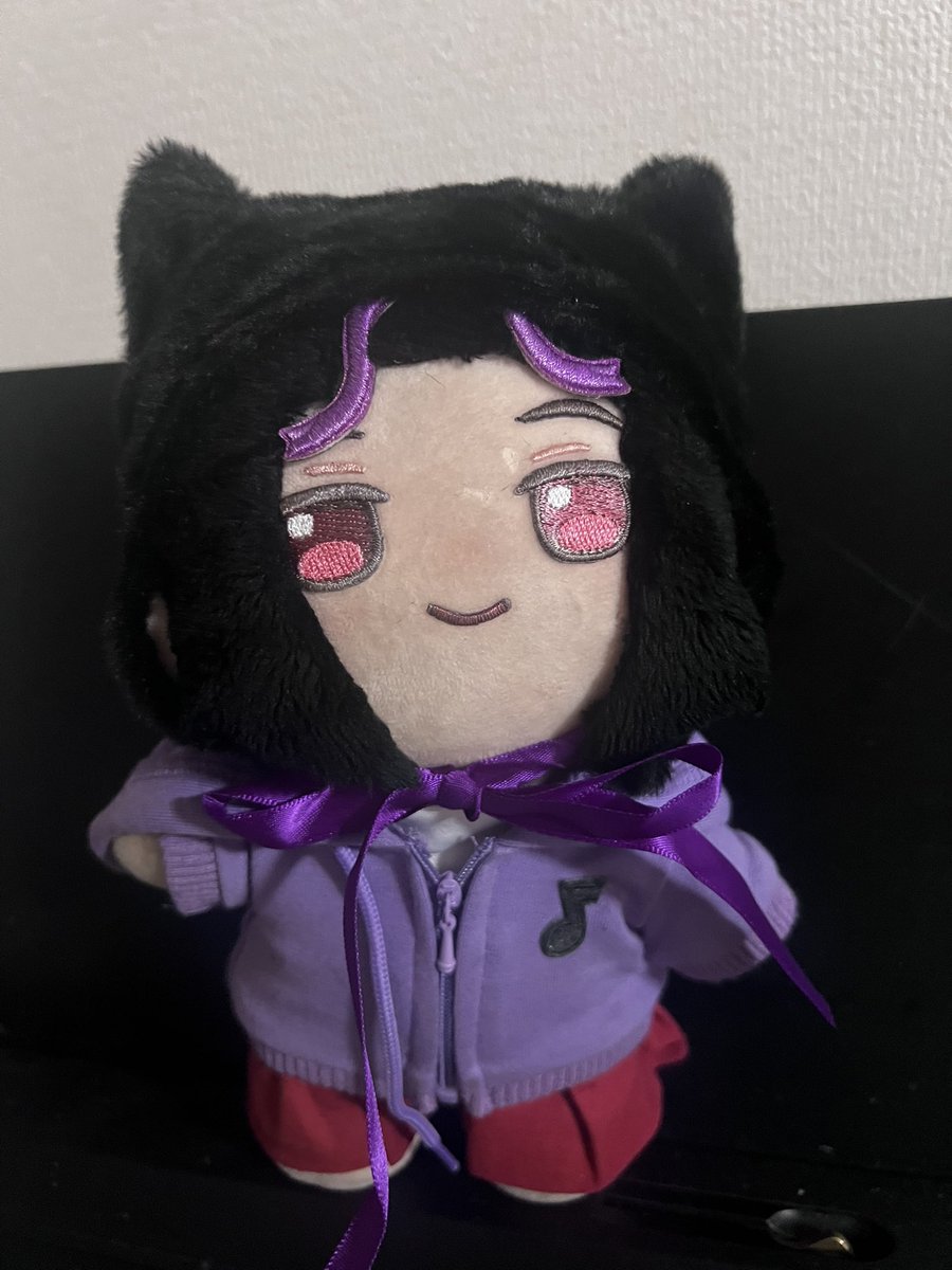 youyuu_01's tweet photo. 最近の百均頑張ってますな〜！！
ねここずえちゃん作れてしまった！！
これは今年のクリスマスも期待！！ https://t.co/lDHobc2Odk