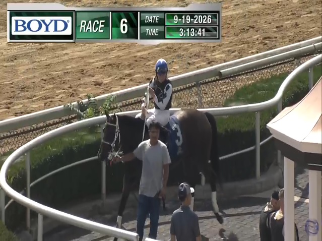 rebelsart's tweet photo. 🏆Winner🏆
Results of the Saturday race 6 at Belterra Park @BelterraPark in Cincinnati, Ohio 🏇🇺🇸 
🥇Debt Paid
J: Jane Elliott @jpelliott95 
T: Michelle Lovell @_MichelleLovell 
Great ride Jane‼️💪
#winner #BelterraPark #Cincinnati #Ohio #horseracing #congratulations @RoseElliott3 @jla4uw @NeilTho02681313 @titchy34 @chipexpress @ConchitaMTurf @akira96643563