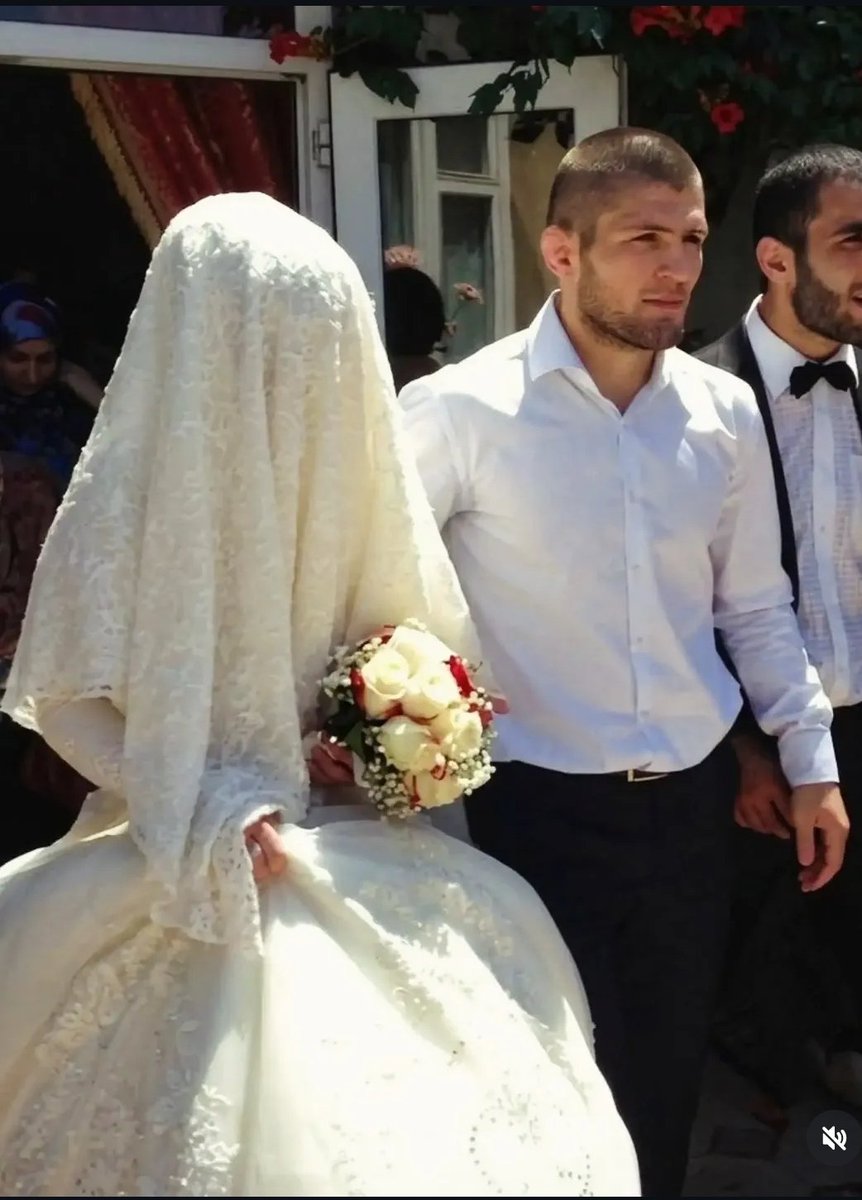 Collins678904's tweet photo. The world saw Khabib Nurmagomedov dominate the octagon.
These photos show the man who chose family, faith, and privacy over the spotlight. 🦅❤️🕌 https://t.co/wwQxqgu8Fo