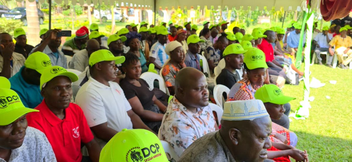 DCP_Democracy's tweet photo. @Cleophasmalala DCP is building from the grassroots — one delegate, one community and one voice at a time.

#DCP #GrassrootsLeadership #PartyAmbassadors 
#KakamegaWeWant https://t.co/qHwOaAg2j7