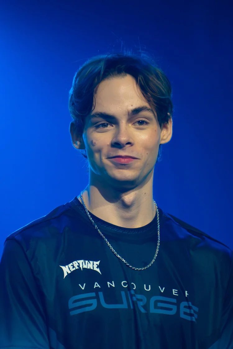 CoDClipped's tweet photo. 🚨 Neptune expected to sign with M80 with Kremp &amp; Nium expected to join him

(Via @TheGhostOfHope) https://t.co/QfyzPGxOX0