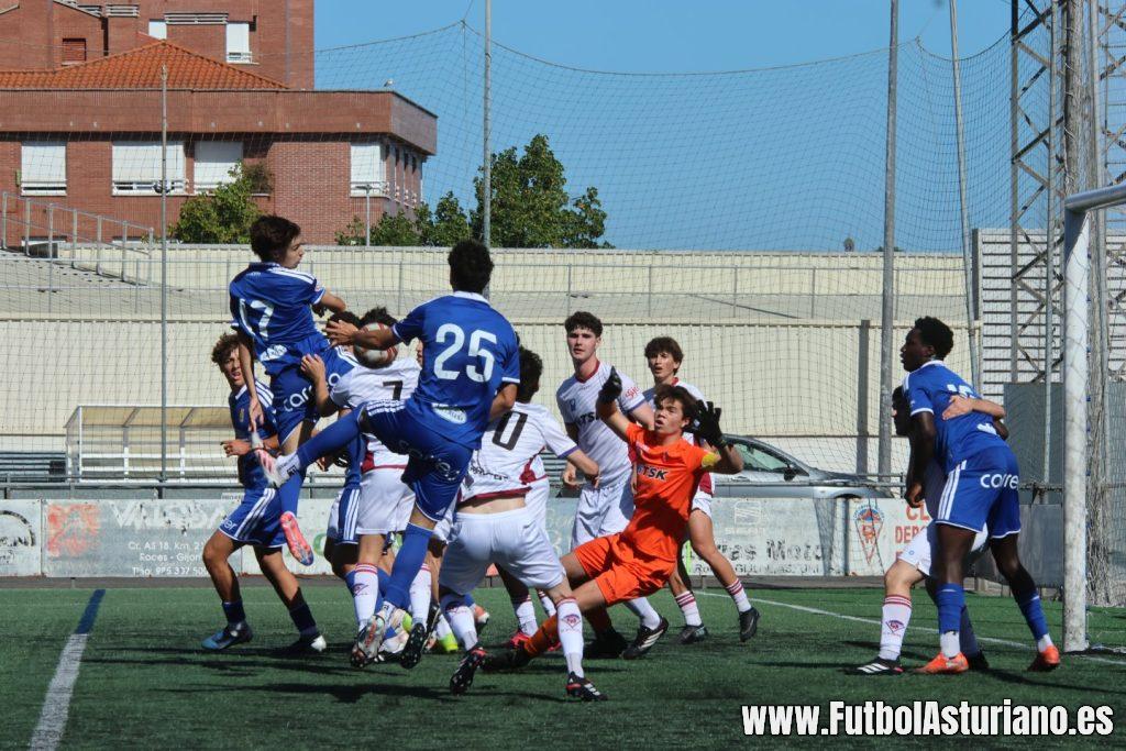FutbolAstur's tweet photo. Empate de poder a poder en Covadonga
Crónica y fotos del TSK Roces - Real Oviedo #DH
https://t.co/BhadKtWIFZ https://t.co/FxR2zeUM6i