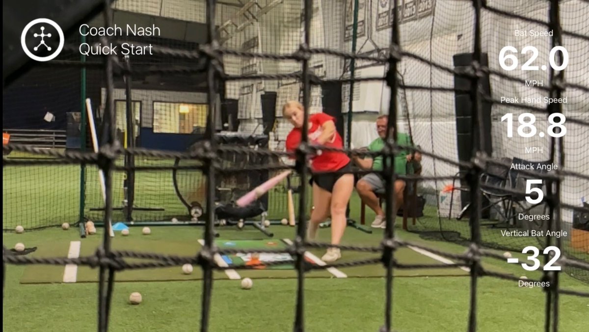 MadisonMcCalli1's tweet photo. Hitting. Thursday. Working with Coach Nash. Working on increasing bat speed. Hit 65 at one point. @IowaPremierFP @TNASH100 @ExtraInningSB @DiamondAddicts @Sports_Recruits @SoftbalAmerica #uncommitted2027 #catcher3B2B https://t.co/YJqTqa1EZO