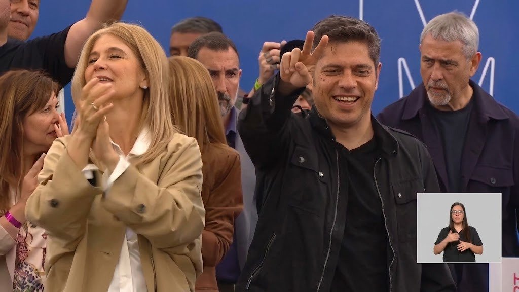 elfachakicillof's tweet photo. "No cuenten conmigo para esperar sentado a que esto se termine. Cuenten conmigo para que el año que viene la Argentina tenga una alternativa que termine con este modelo" @Kicillofok 
TENEMOS PRESIDENTE ARGENTINOS! https://t.co/8A0UCXos1i