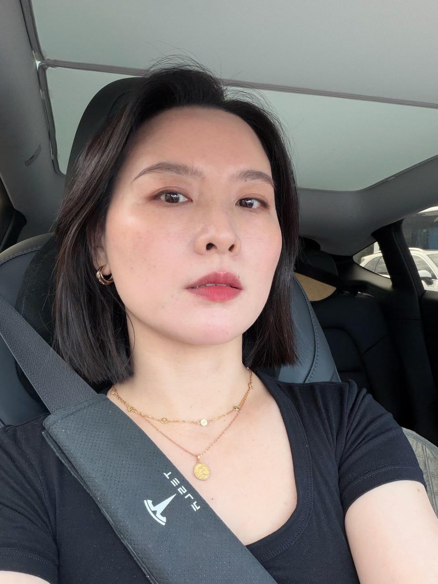 Darien925245's tweet photo. 为什么私我的都是外国人？X上现在国内用户很少了吗？我只想和中国人聊，老外真的接受不了。 https://t.co/dZ8TAG0Sa9