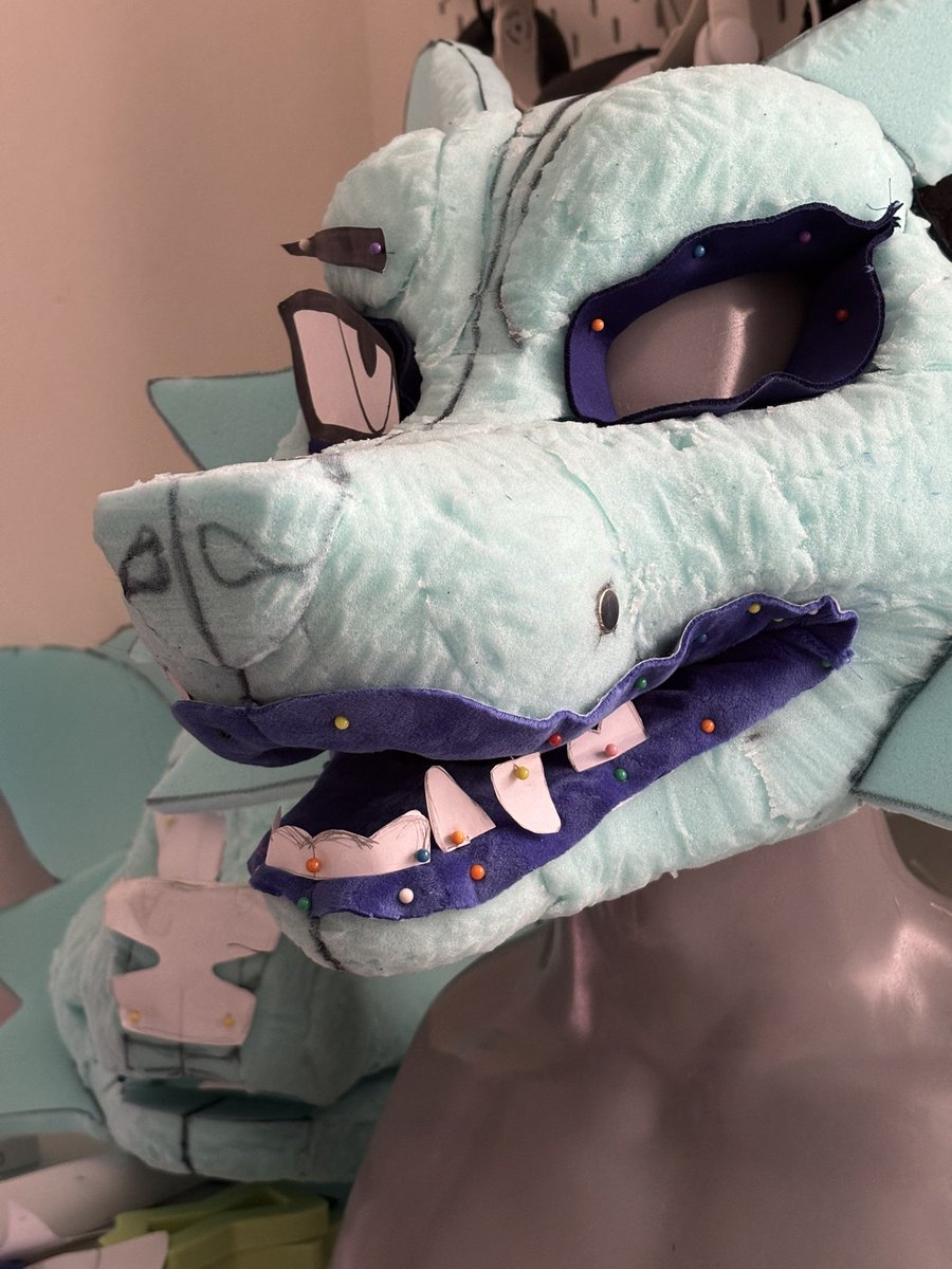 UNTITLED247_'s tweet photo. Messing around with some teethy options 🦷 #maw #fursuit https://t.co/VyMkcujOaa