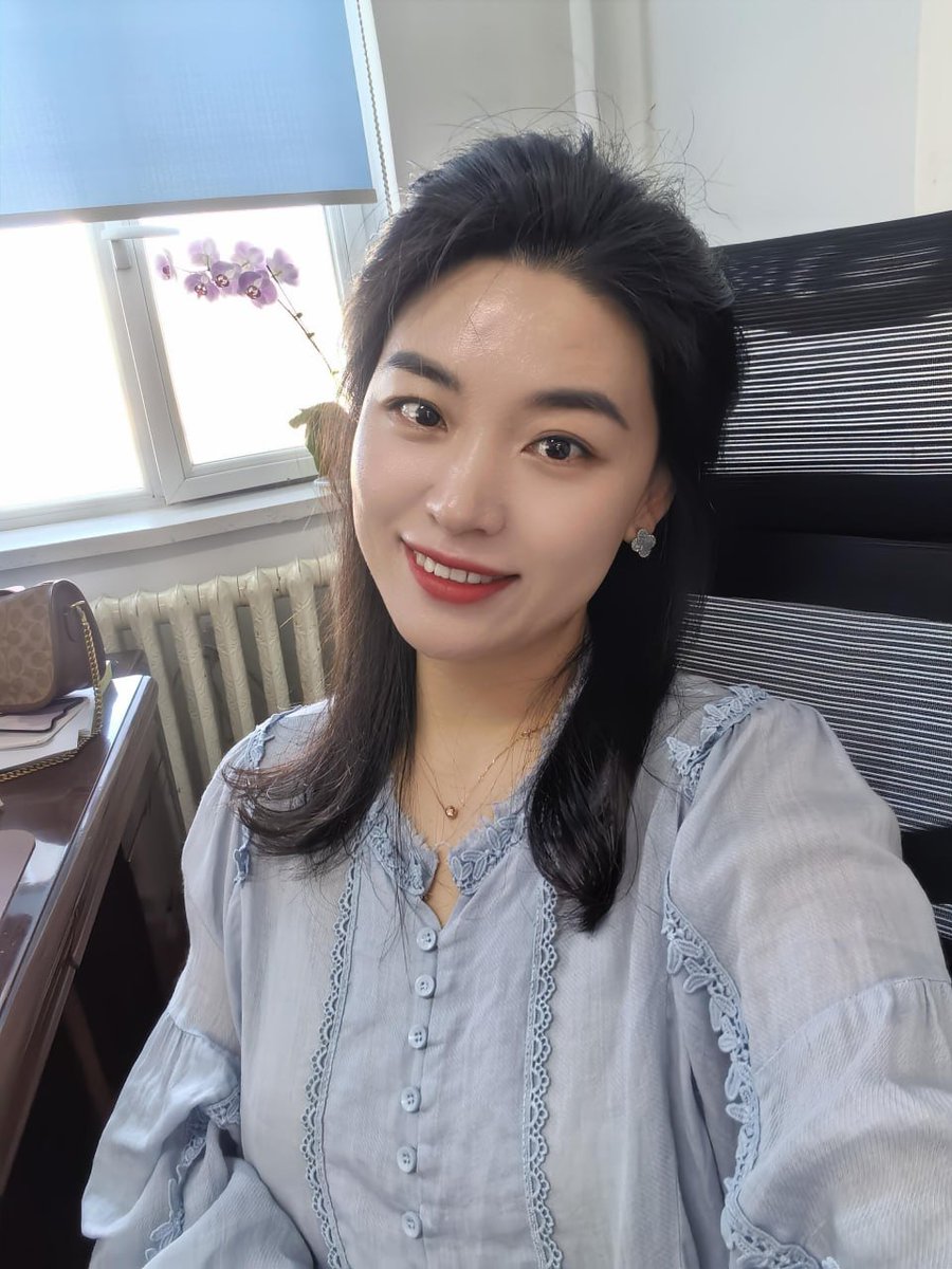 Tereza1452217's tweet photo. 说X平台挺有意思，折腾了半晚，也上来吐吐槽。顺便释放下工作生活的压力，分享点平时不敢晒的日常。第一次在X上发照片，欢迎有缘人来认识交流 https://t.co/srN8IO4gcR