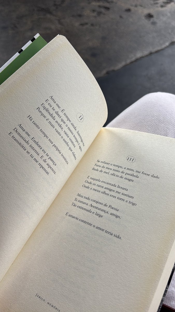 miomercutio's tweet photo. eu quando vou ver a mel no espirito santo então necessariamente preciso ler hilda hilst no caminho (to em campos agr) https://t.co/eWmvROqLcq