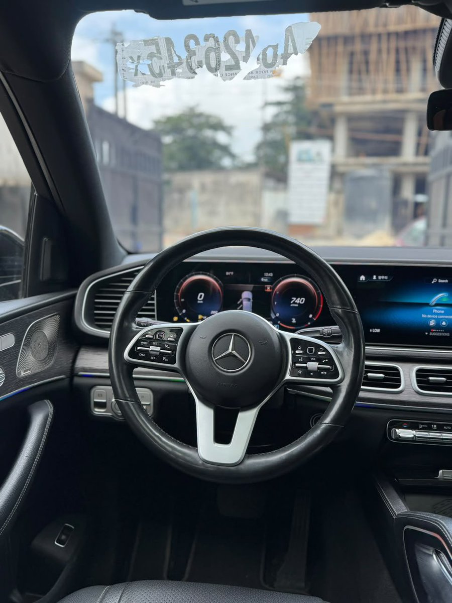 JimmyAnimashaun's tweet photo. 2021 Mercedes Benz GLE350 For Sale 

Status: Nigerian Used
Mileage: 65,950Miles

Spec: 2.0L Turbocharged 4-cylinder producing 255HP | Panoramic Roof | 360° Camera | BSM | ABS | Park &amp; Lane Assist 

Price: N68,500,000  
Location: Lagos, Nigeria

DM for more Info @RevverseDirect https://t.co/q1Gfy4zneI