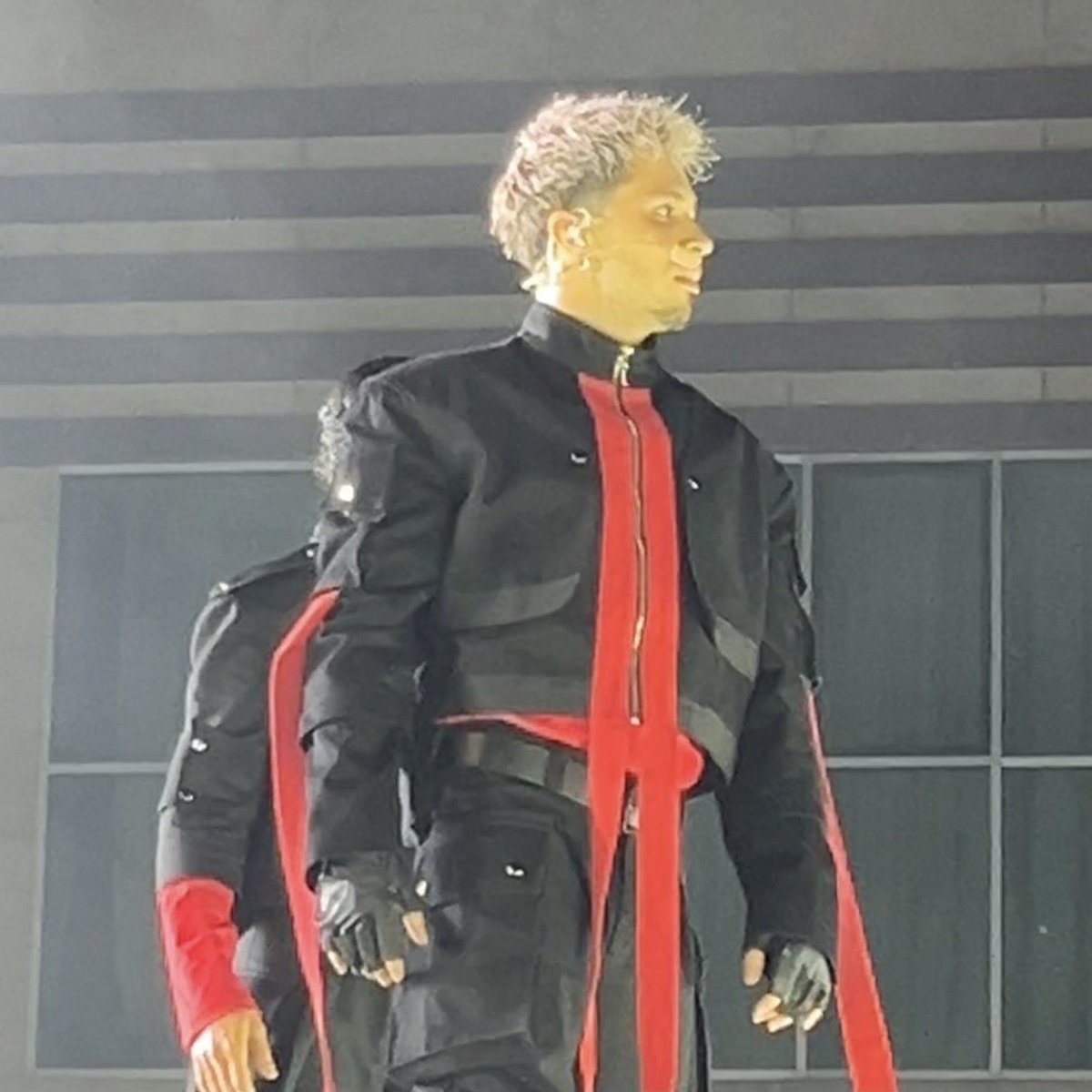 stonecoldwjb's tweet photo. ona crop giydirilene kadar crush konserlerini boykot ediuorum 10 kat giydirmisler her yeri pisti cocugun 💔💔😭😭 batu icin adalet https://t.co/841SRgkJaN