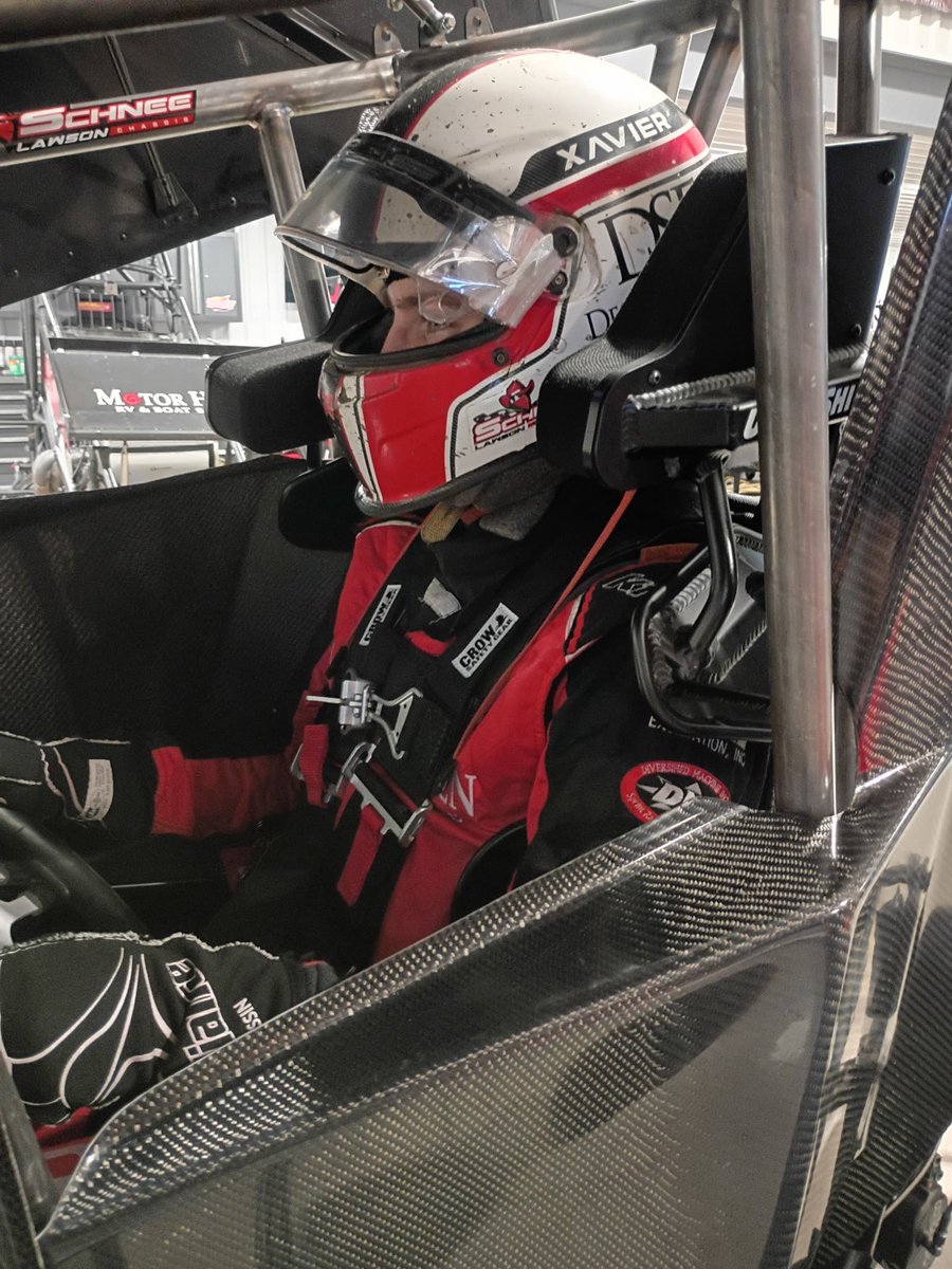 HighLimitRacing's tweet photo. .@SchneeLawson is proud to introduce its newly redesigned 2027 sprint car cockpit, engineered around a 20-degree seat position with the goal of improving driver positioning and helping reduce the forces placed on a driver’s back during hard impacts.

The first Schnee-Lawson Chassis sprint car featuring this innovative cockpit design is making its competition debut at the #HockettMcMillin with Xavier Doney behind the wheel of the No. 74.

The next step in Schnee-Lawson Chassis’ commitment to innovation, performance and driver safety.
