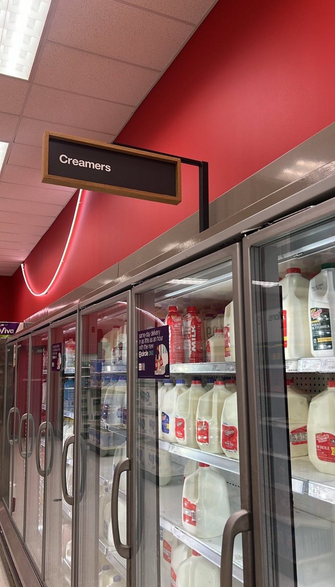 kedskeedakee's tweet photo. creamer section 😂😂😂 https://t.co/g7MGdxHVa6
