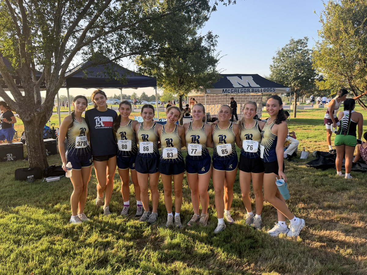 RSA_Athletics's tweet photo. Congratulations to our Lady Knights XC team on an outstanding 8th-place finish out of 59 teams and 400+ runners in the 3A Division at the HOKA XC Meet! Way to run, ladies! Congrats to all our runners for competing well! π #RunforJOY #CompeteWithJOY https://t.co/3HvG46KzAX