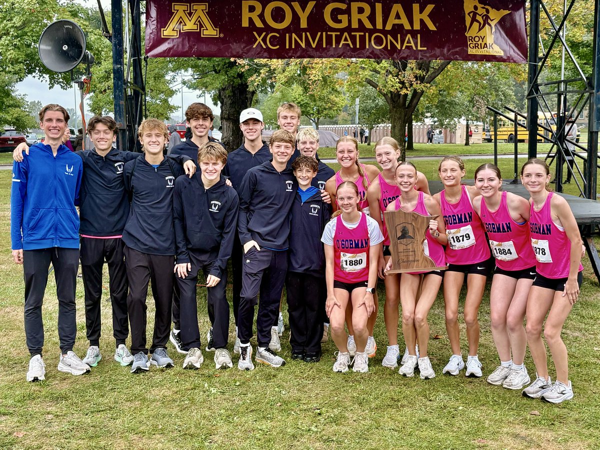 OGTrack's tweet photo. A few more photos from the Roy Griak. One of the largest invites in the nation. https://t.co/keMr9NwcAN