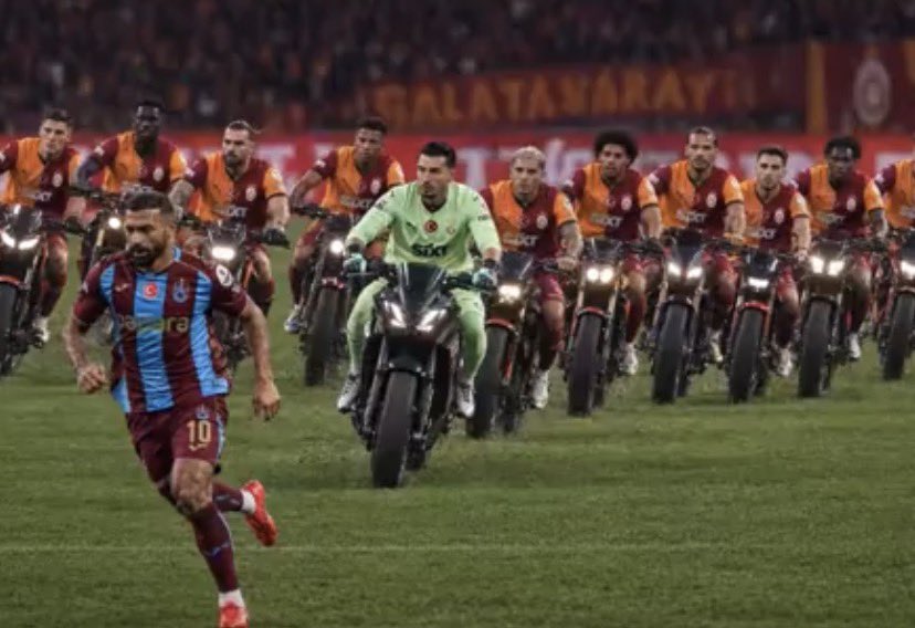 rawblessus's tweet photo. @GalatasaraySK https://t.co/UFuoNmXrCH